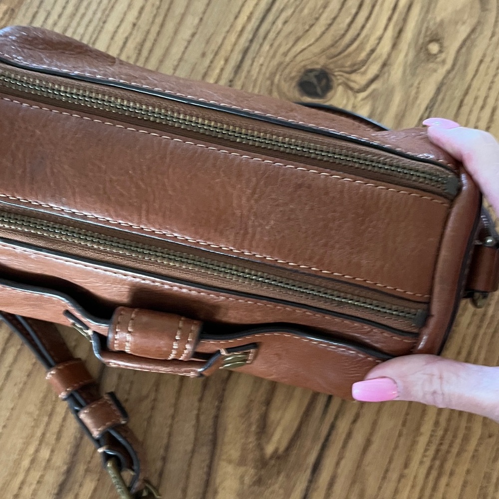 Frye Tan Leather Interior Label Crossbody - Picture 8 of 8